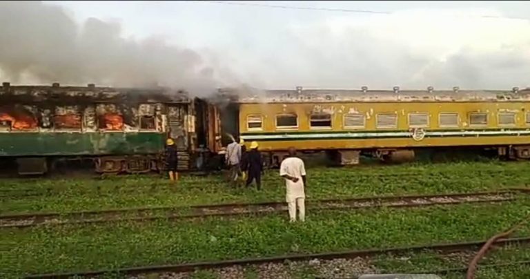 Unknown Hoodlums Set Kano-Bound Train Ablaze At Railway Station In Kwara |MarvelTVUpdates