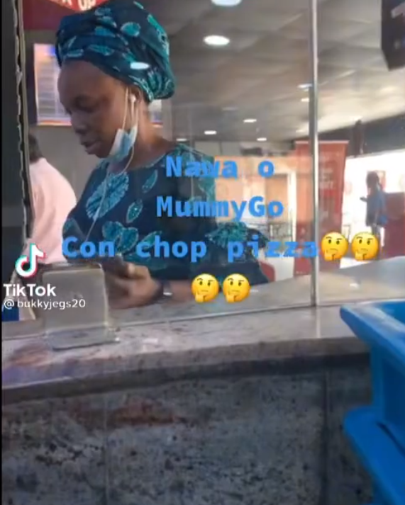 [VIDEO]: Mummy GO Filmed Grabbing Pizza At Dominos | MarvelTvUpdate