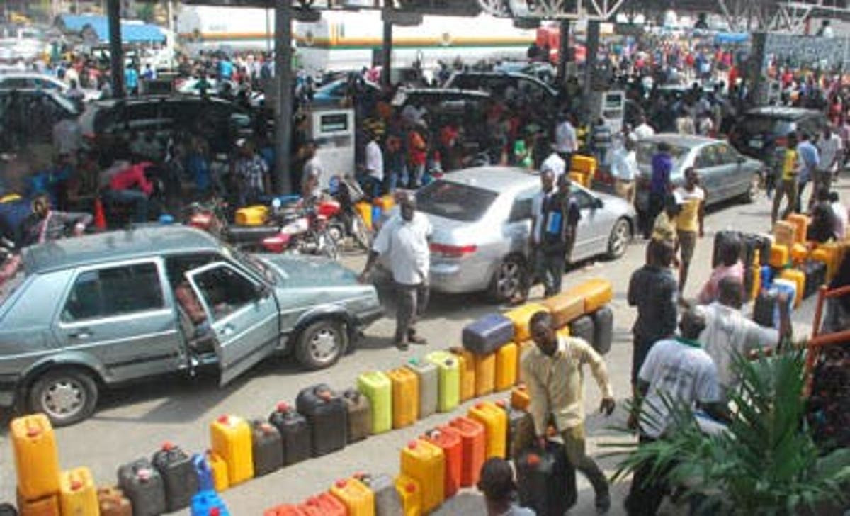 FG Imports 300 Million Litres Of Petrol To Combat Fuel Scarcity In The Country | MarvelTvUpdates