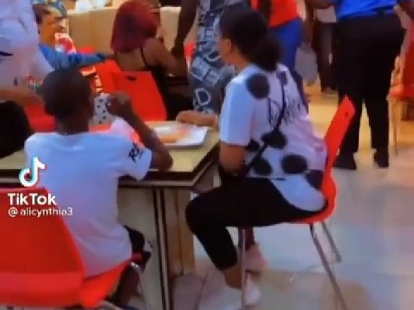 [VIDEO]: Lady Fights Boyfriend Alleged Side-Chick After Spotting Them Together At An Eatery | MarvelTvUpdates