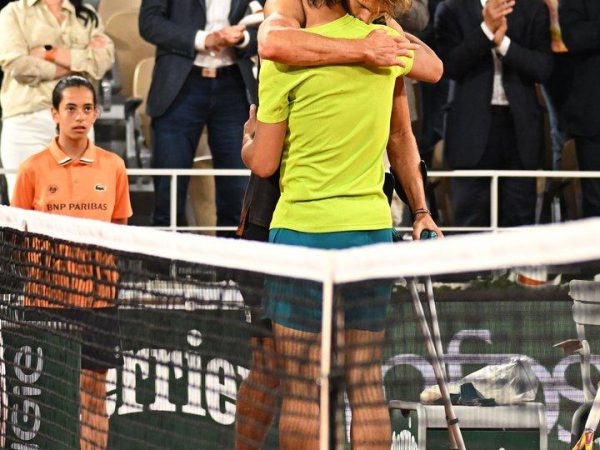 French Open: Rafael Nadal Through To The Final After Alexander Zverev Injury | MarvelTvupdates