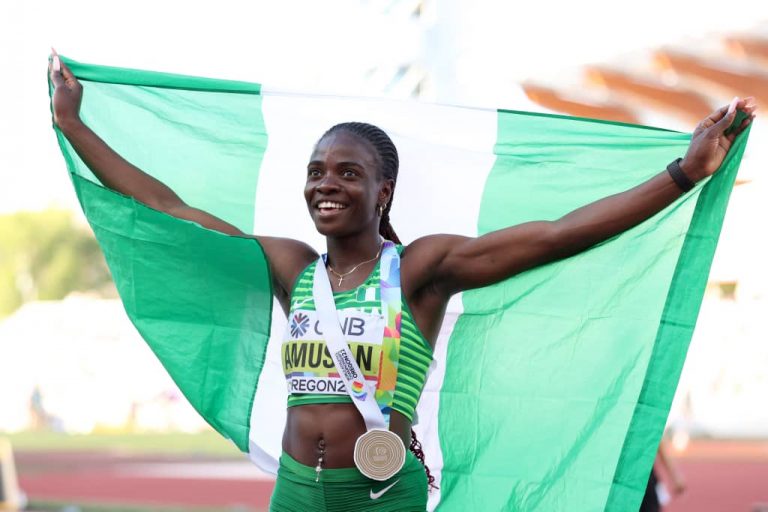 World Championships: Nigerian Athlete, Tobi Amusan Breaks World Record (12.06sec), Wins 100m Hurdle Gold (VIDEO) | MarvelTvUpdates