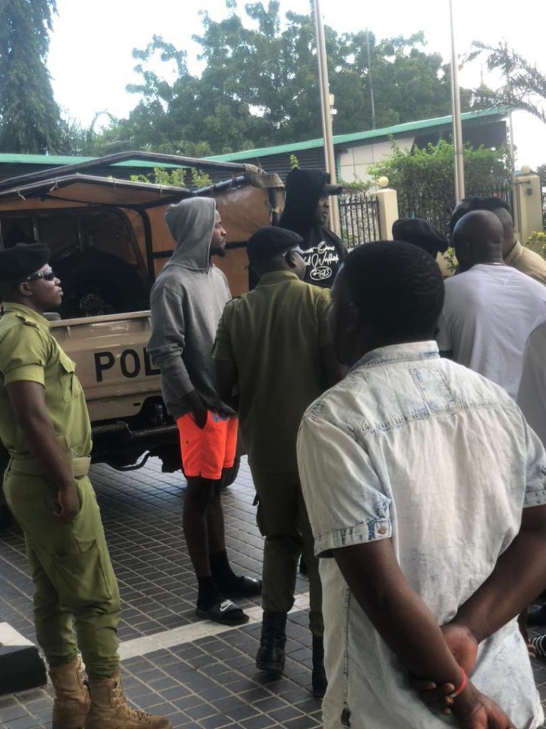 [VIDEO]: Popular Nigerian Singer, Kizz Daniel Arrested In Tanzania For Not Performing At His Concert | MarvelTvUpdates