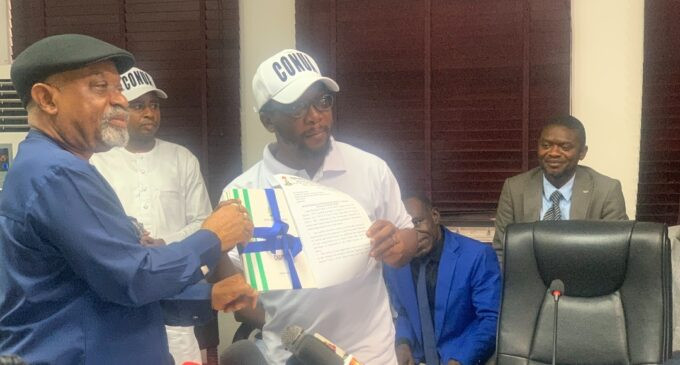 Federal Government Presents Certificate Of Registration To ASUU Faction ‘CONUA’ | MarvelTvUpdates