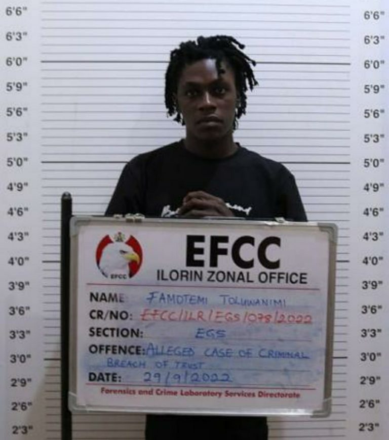 Ekiti DJ Impersonates Zazoo Crooner, Portable, Dupes Nightclub Owner Of N790,000 | MarvelTvUpdates