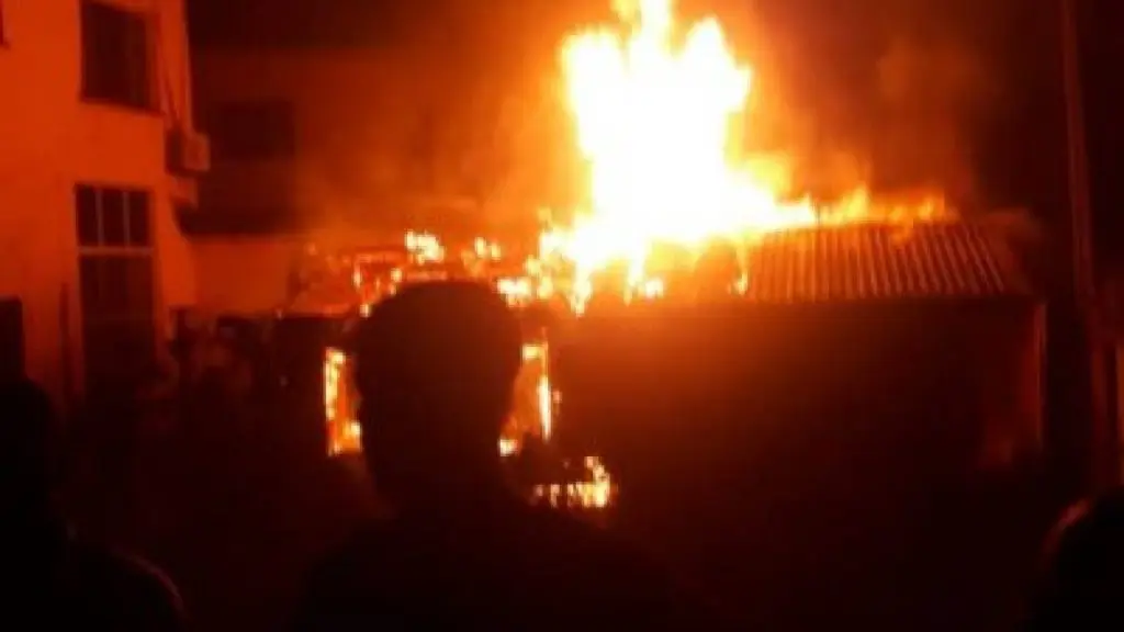 INEC Office Set Ablaze In Ede, Osun | MarvelTvUpdates