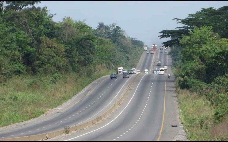 TRAGIC: 7 Women Die As Bus Catches Fire Along Sagamu-Benin Expressway | MarvelTvUpdates