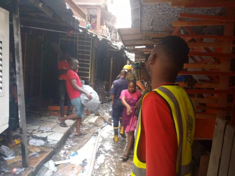 TRAGIC: Fire Guts Balogun Market In Lagos, Destroys Multi-million Naira Goods | MarvelTvUpdates