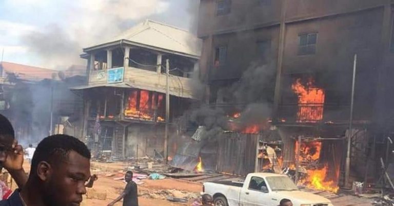 Fire Guts Onitsha Market, Goods And Valuable Properties Burnt Down | MarvelTvUpdates