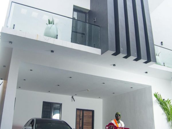 ‘Who is Your Guy’ Crooner, Spyro Buys 2 Mansions For Him And His Business Partner (PHOTOS) | MarvelTvUpdates