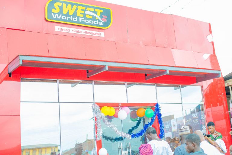 Ijebu-Igbo Residents Showers Accolades As Sweet World Restaurant And Lounge Finally Open (PHOTOS) | MarvelTvUpdates