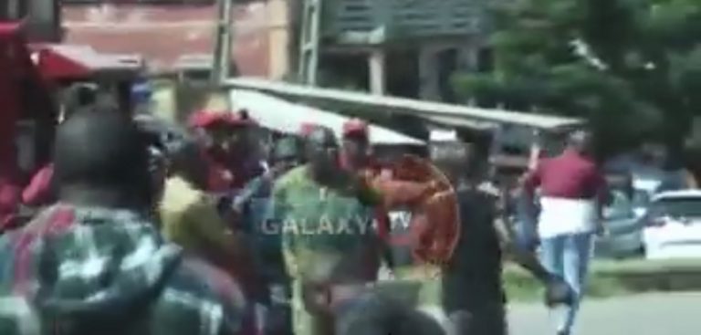 JUST-IN: Suspected Thugs Invade Ogun Election Tribunal (VIDEO) | MarvelTvUpdates