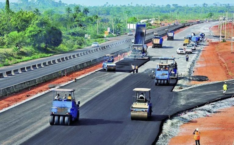 Federal Govt Suspends Work On Lagos-Ibadan Expressway | MarvelTvUpdates