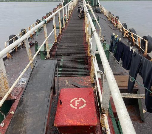 TOMPOLO Security Outfit Arrest Vessel, Suspected Oil Thieves In Delta/Ondo Waterways (VIDEO) | MarvelTvUpdates