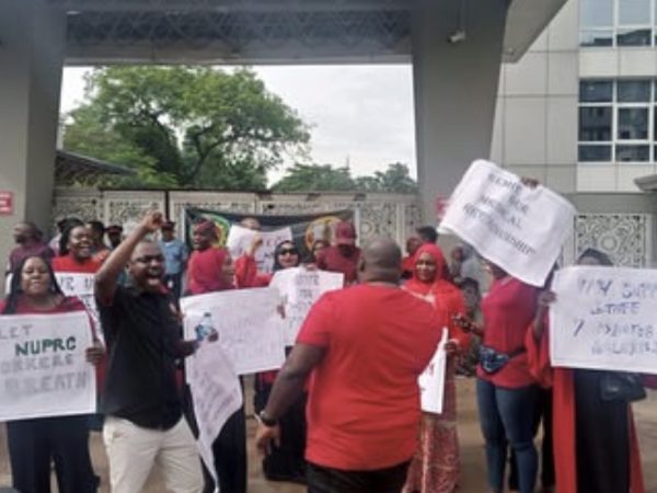 PENGANSSAN Protests, Shuts Down Offices In FCT Abuja (PHOTOS) | MarvelTvUpdates