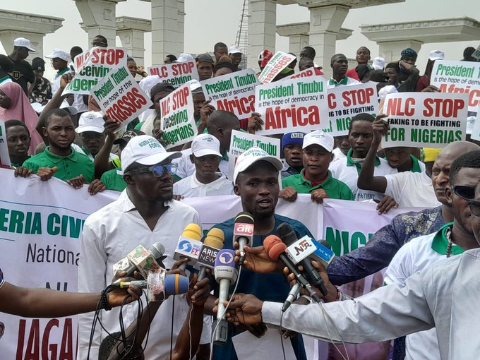 Pro-Tinubu Youths Storm National Assembly, Fault NLC’s Planned Protests | MarvelTvUpdates