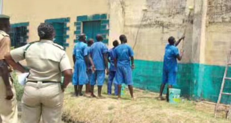 118 Inmates Escape As Rainstorm Damages Nigerian Prison | MarvelTvUpdates