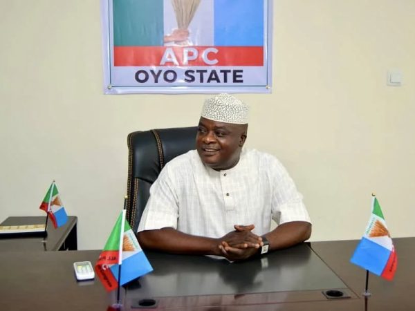 Oyo APC Chairman, Ajiboye Omodewu Died At 61 | MarvelTvUpdates