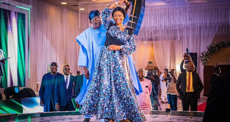 Tinubu Gov’t Spends N701m On First Lady’s Foreign Trips In Three Months Amidst Growing Hunger | MarvelTvUpdates