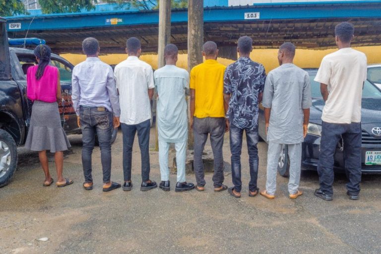 Police Bust Ponzi Scheme Platform Syndicate, Arrest Suspects [PHOTOS] | MarvelTvUpdates