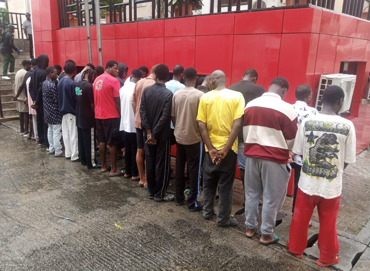 EFCC Arrests 29 Suspected Internet Fraudsters | MarvelTvUpdates