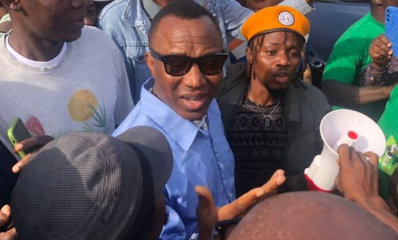 Yele Sowore Joins Lagos #FearlessInOctober Protesters | MarvelTvUpdates