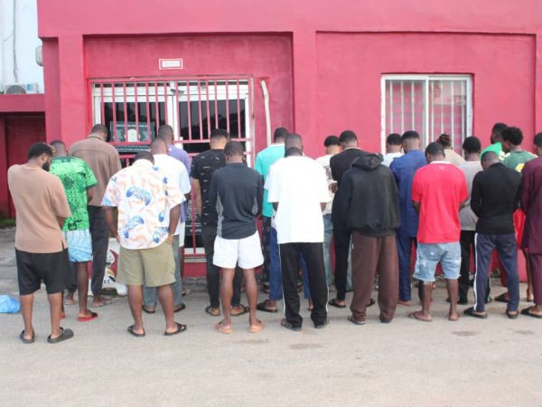 EFCC Arrests 24 Suspected Internet Fraudsters | MarvelTvUpdates