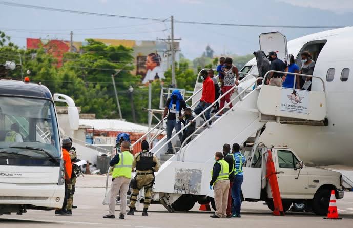 UK Govt Deports 44 Nigerians, Ghanaians In Single Flight | MarvelTvUpdates