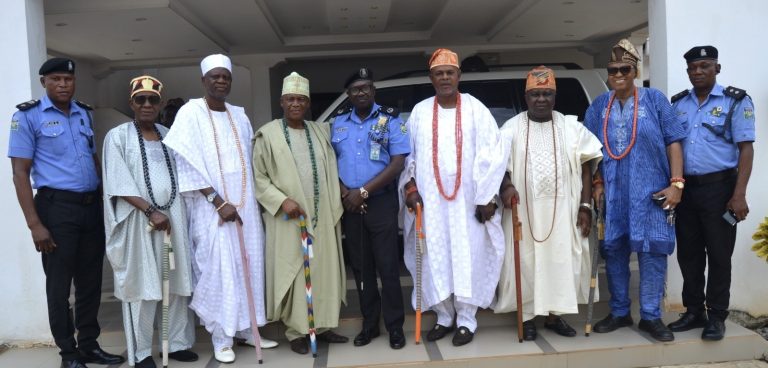 8912866f-b495-4e15-8ad9-b618e4e30f85